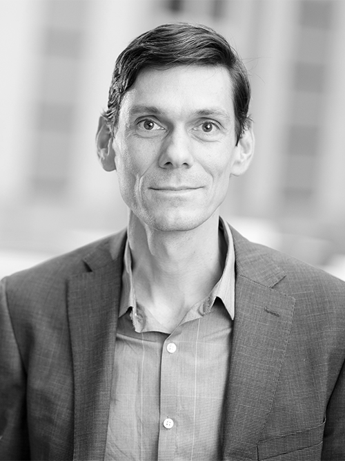 Andreas-Werr_500x667 sv